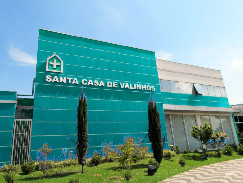 Fachada da Santa Casa de Valinhos